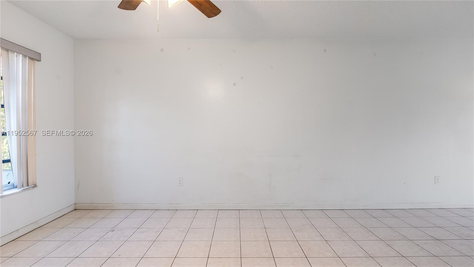 RICHMOND TOWNHOUSE - Residential