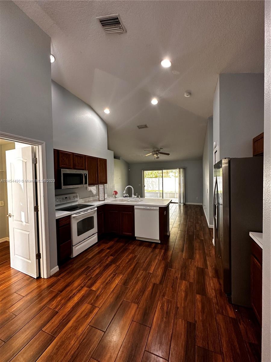 RIVER BEND PHASE 1A - Residential