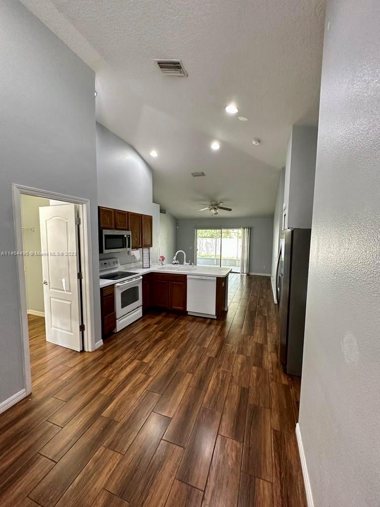 RIVER BEND PHASE 1A - Residential