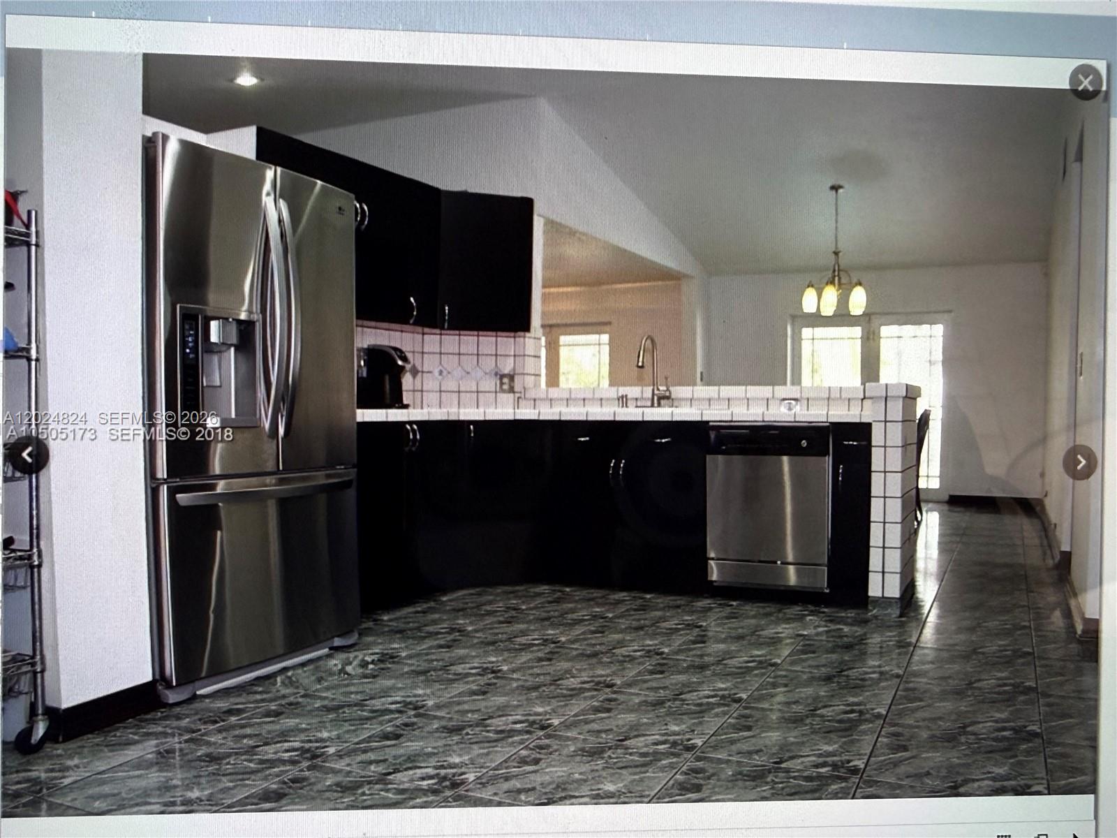 WEITZER SHAUNA MEADOWS SE - Residential