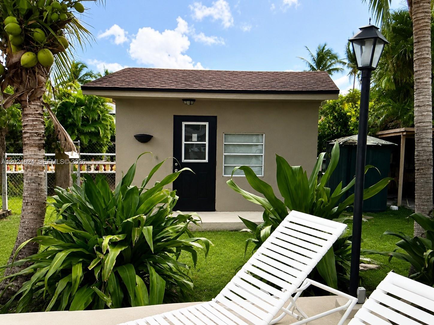 WEITZER SHAUNA MEADOWS SE - Residential