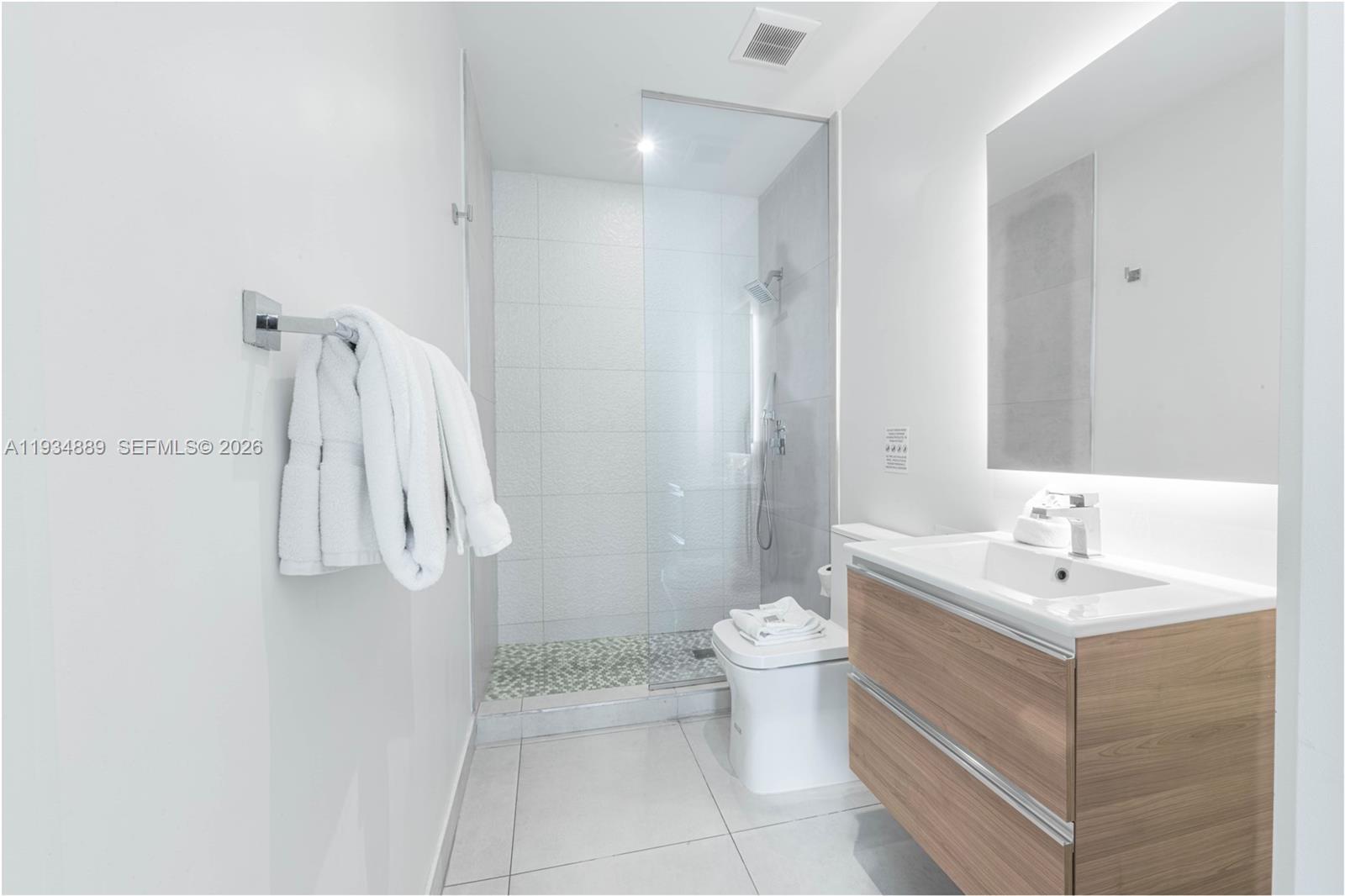 SMART BRICKELL - Residential