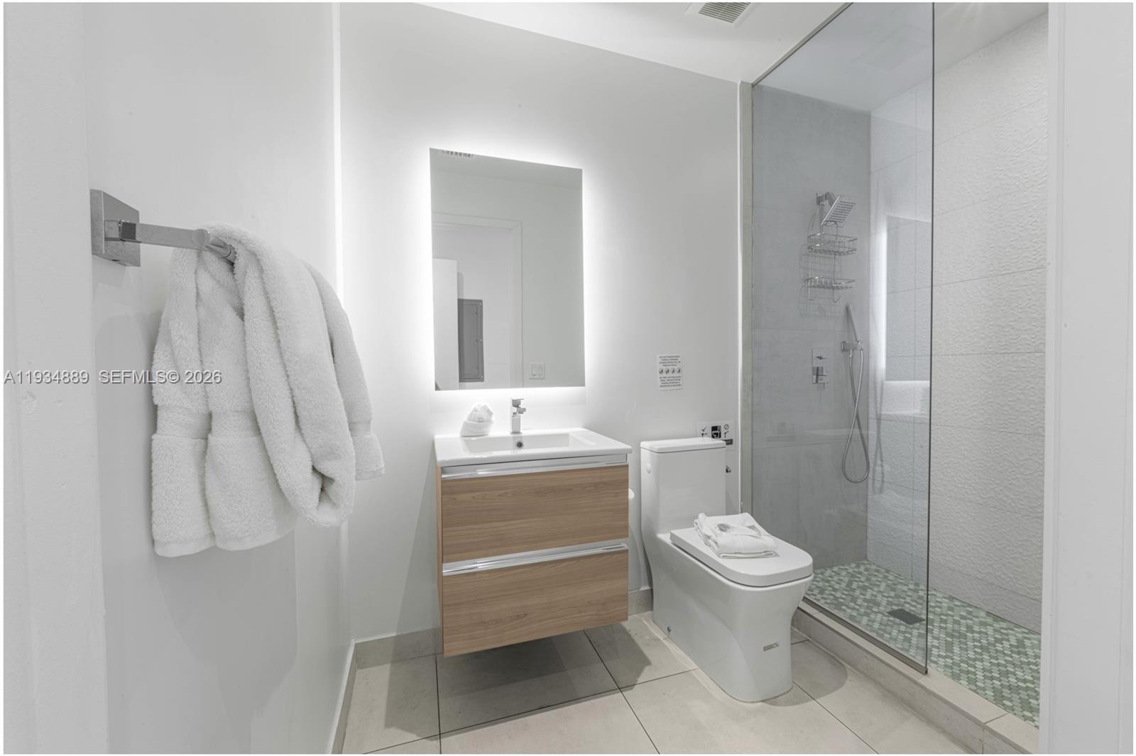 SMART BRICKELL - Residential