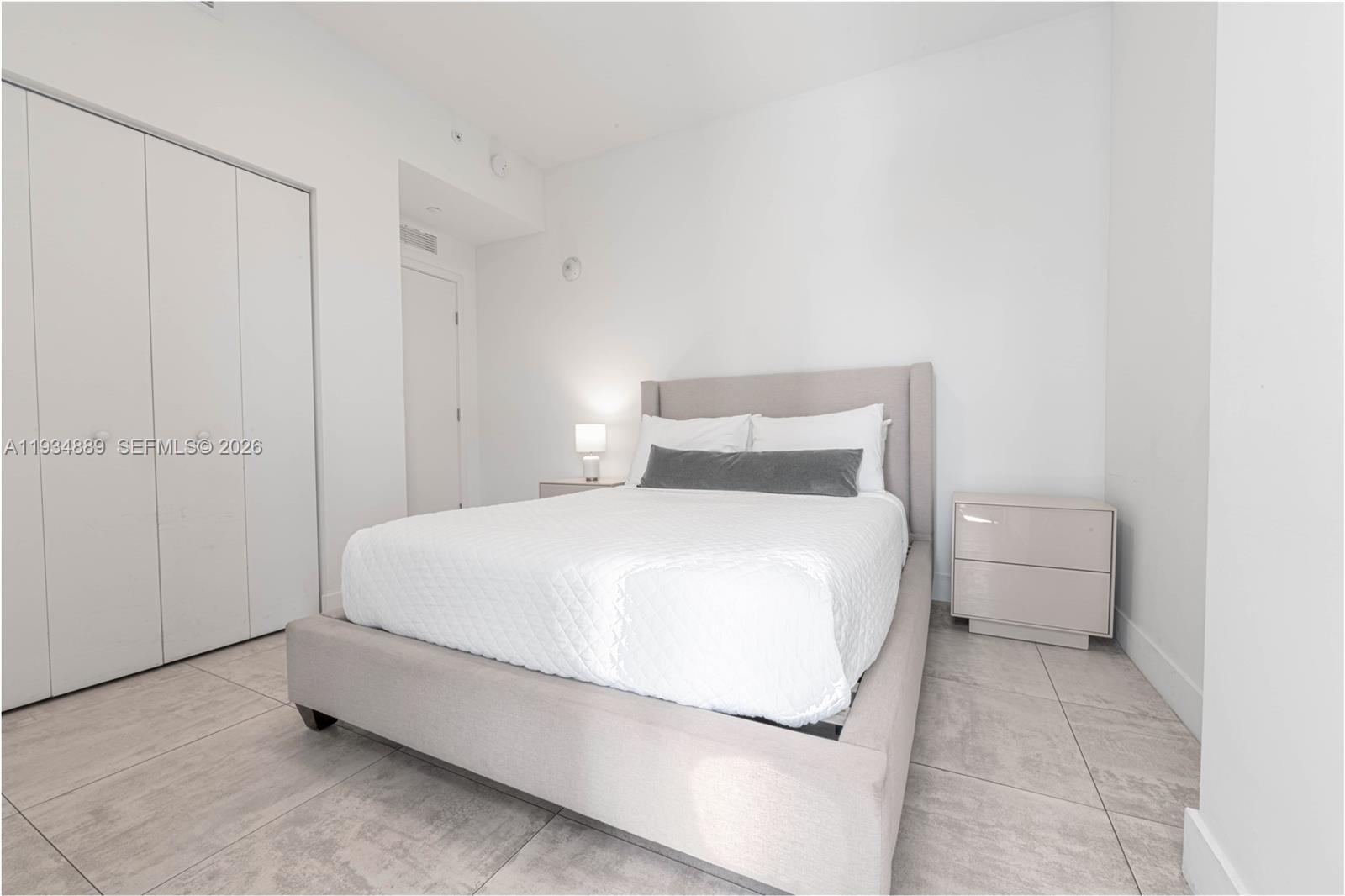 SMART BRICKELL - Residential