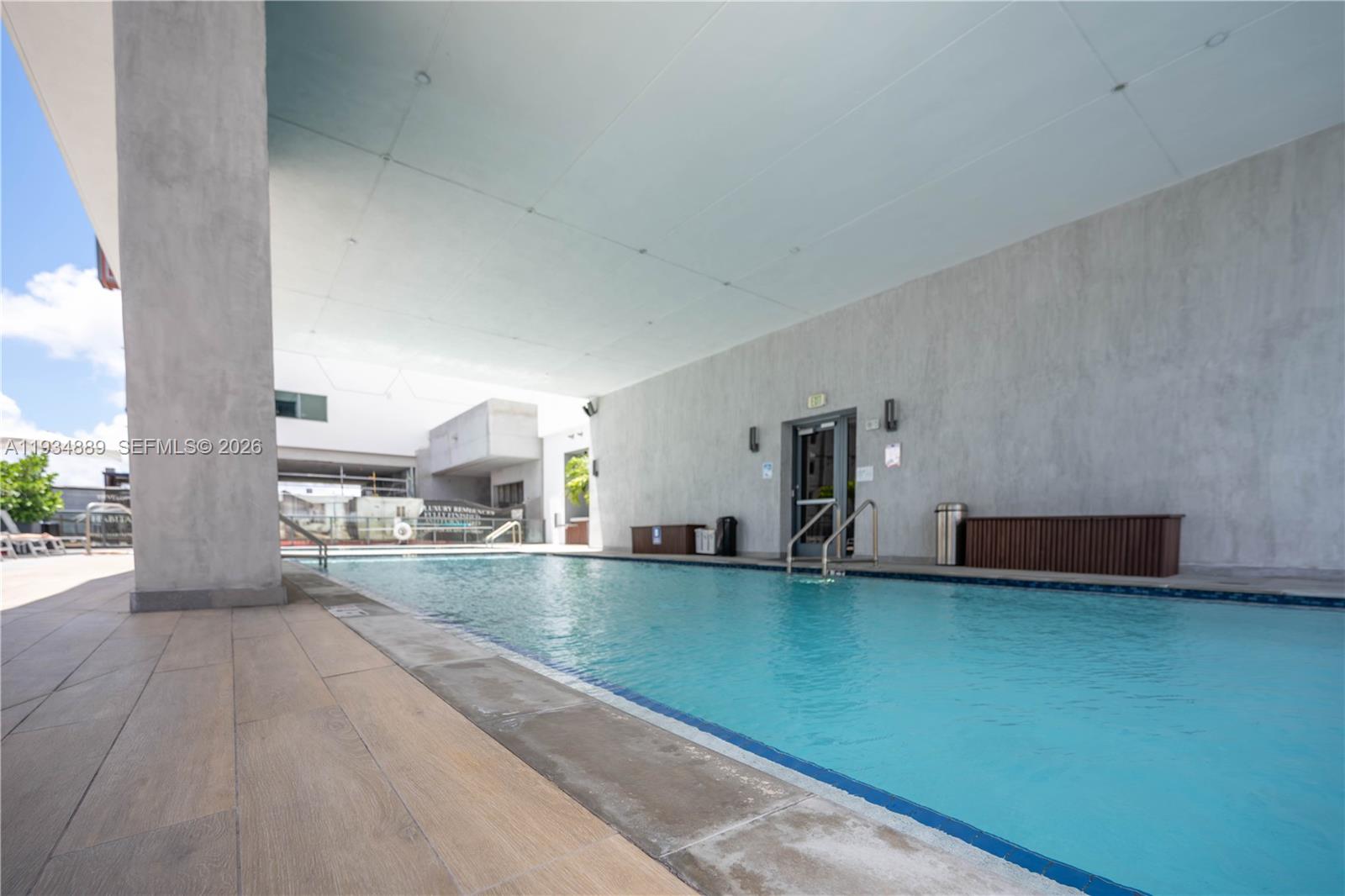 SMART BRICKELL - Residential