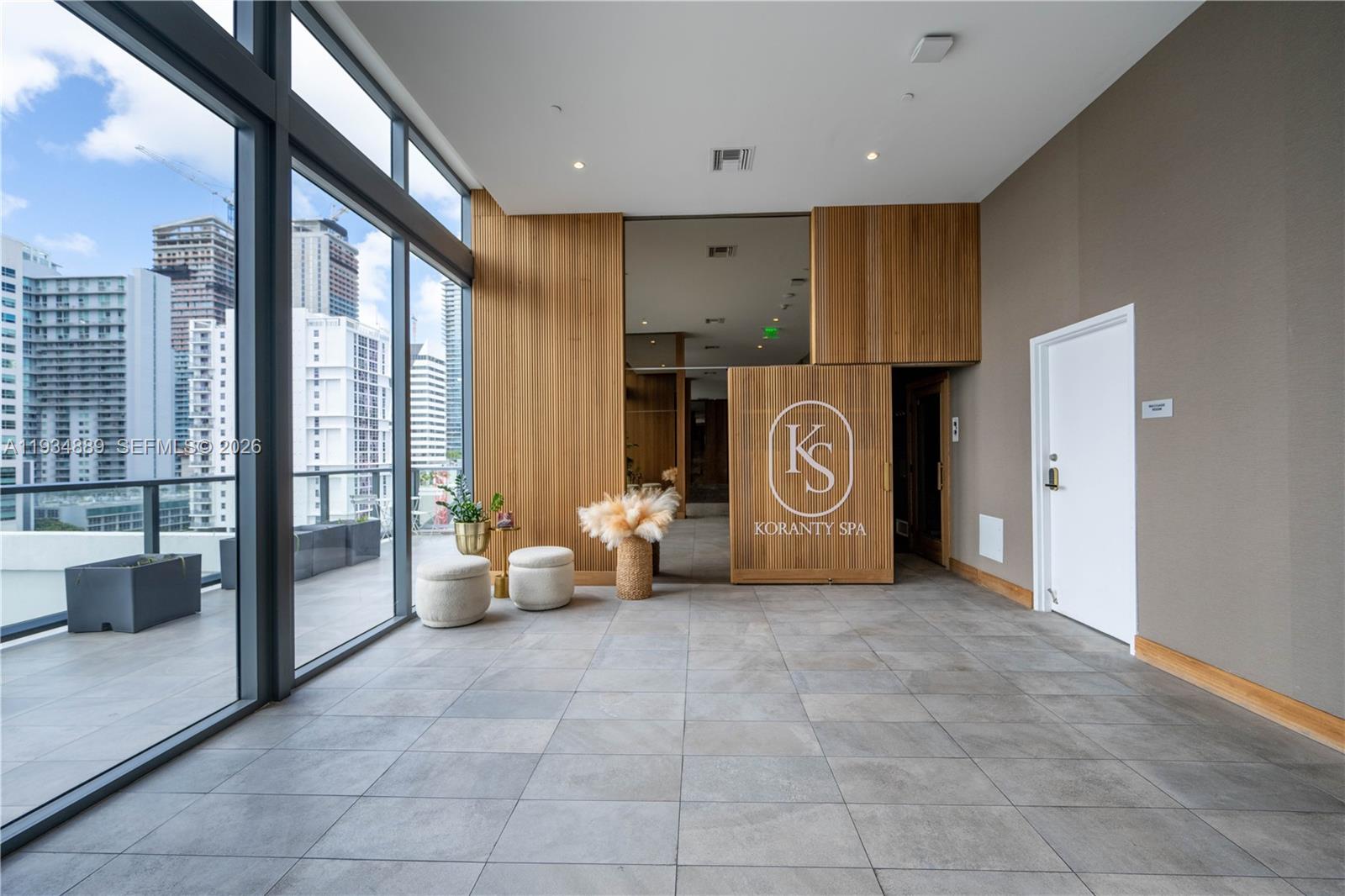 SMART BRICKELL - Residential
