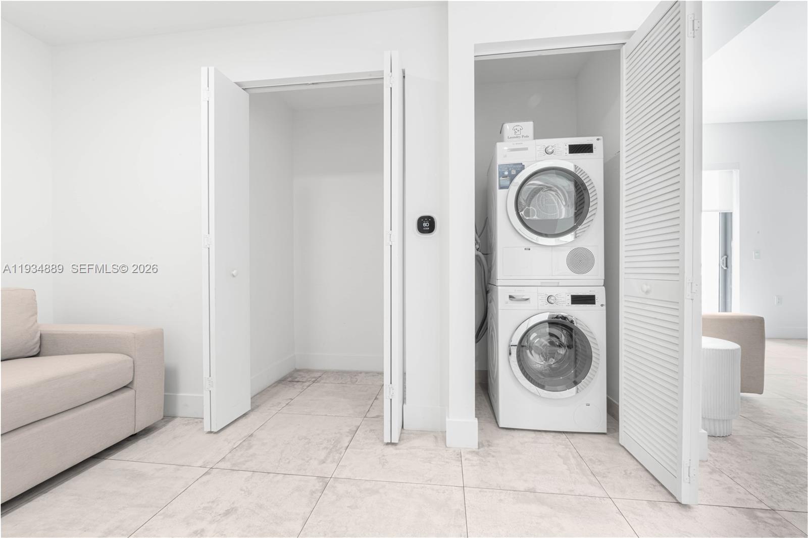 SMART BRICKELL - Residential