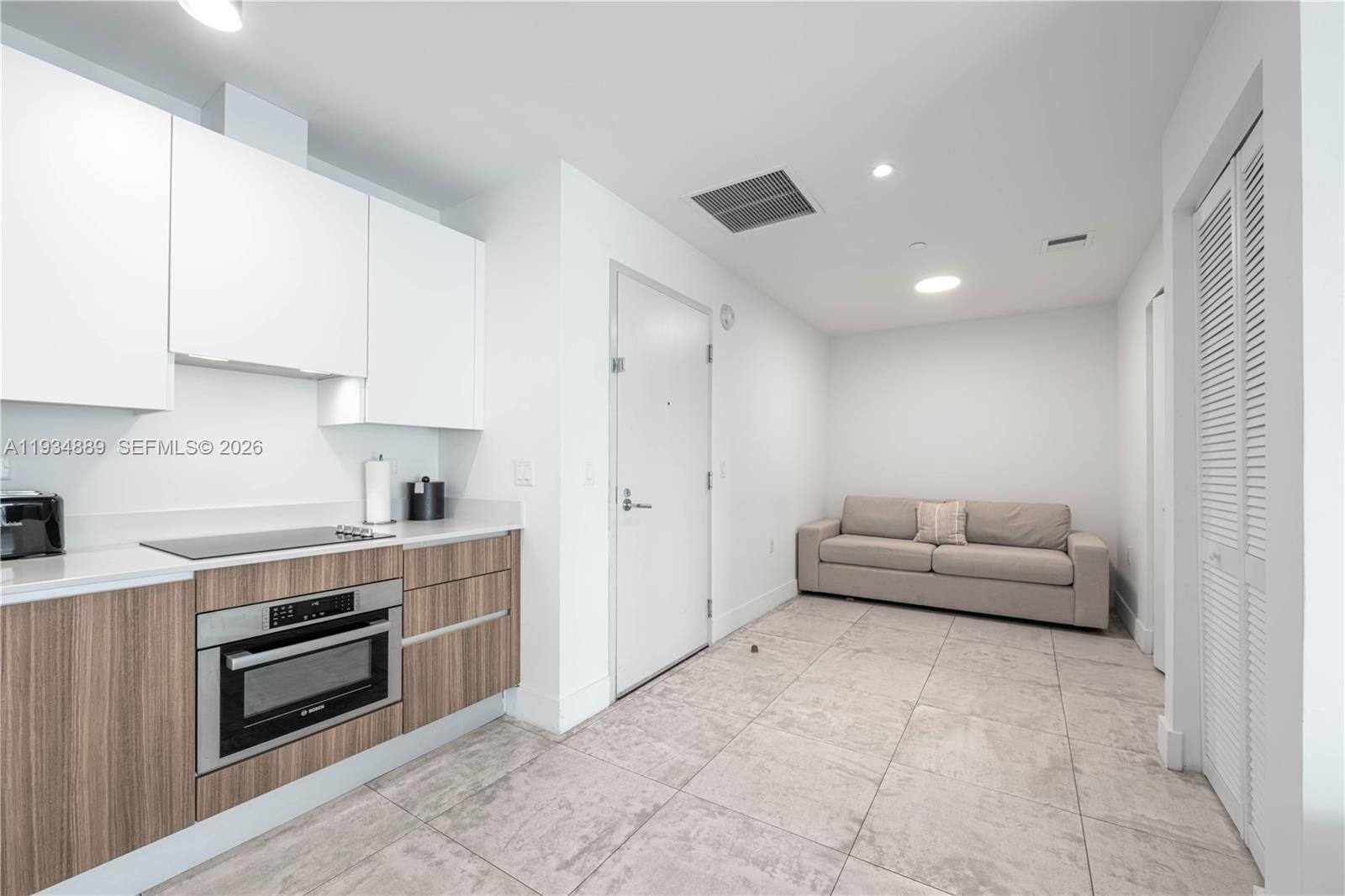 SMART BRICKELL - Residential