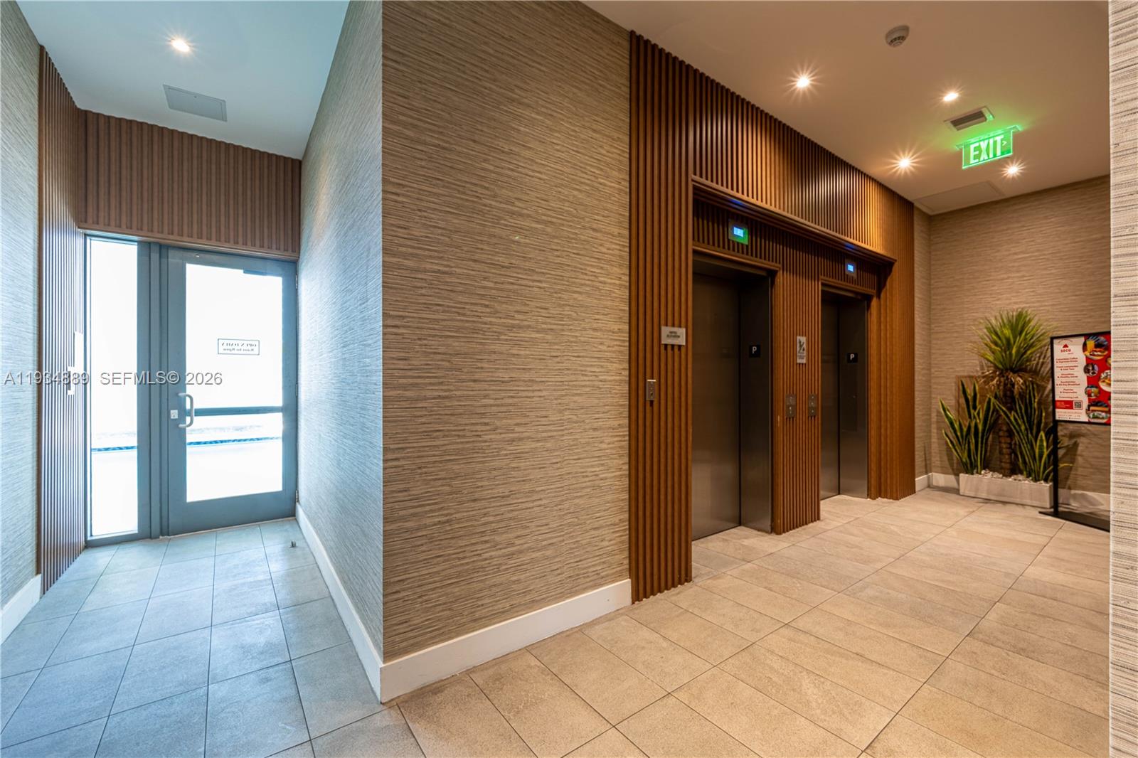 SMART BRICKELL - Residential