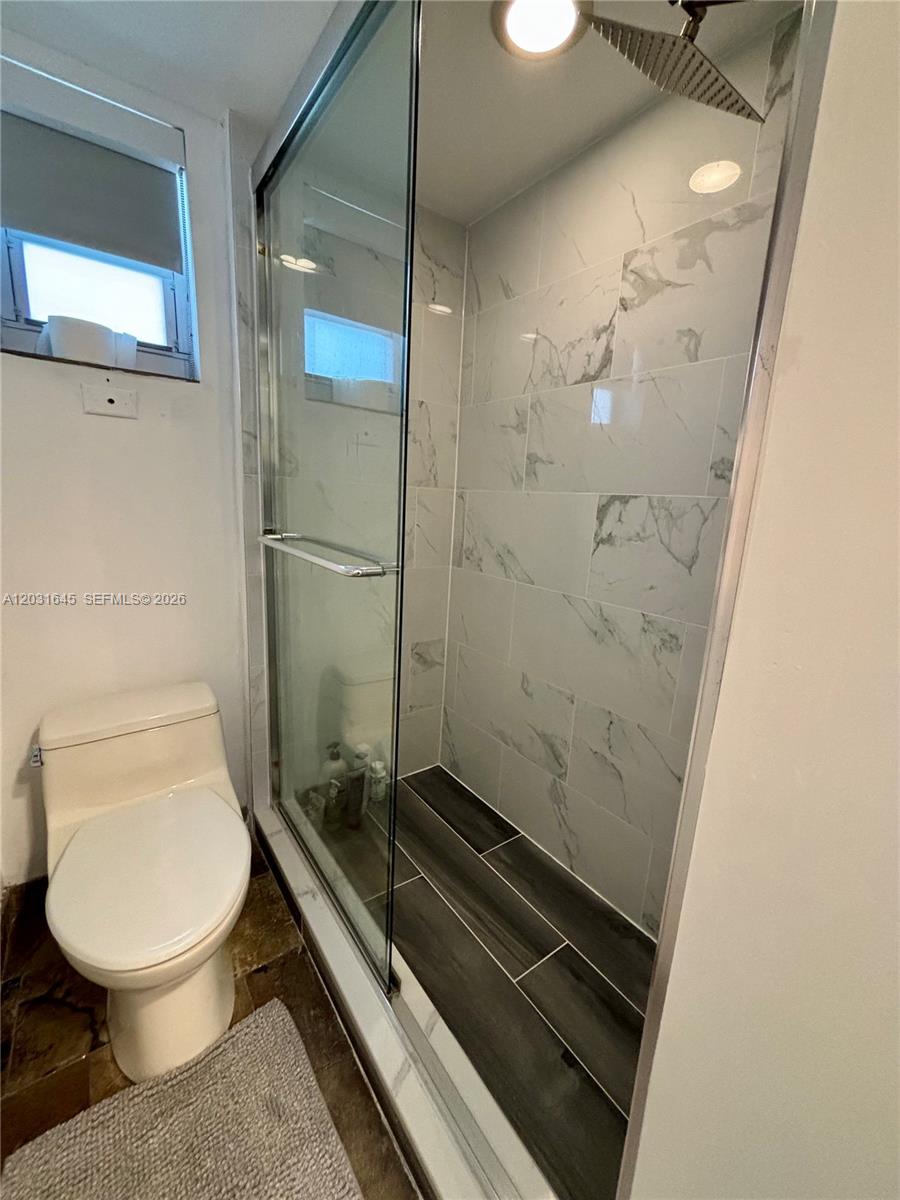 ARCADIA CONDO - Residential Lease