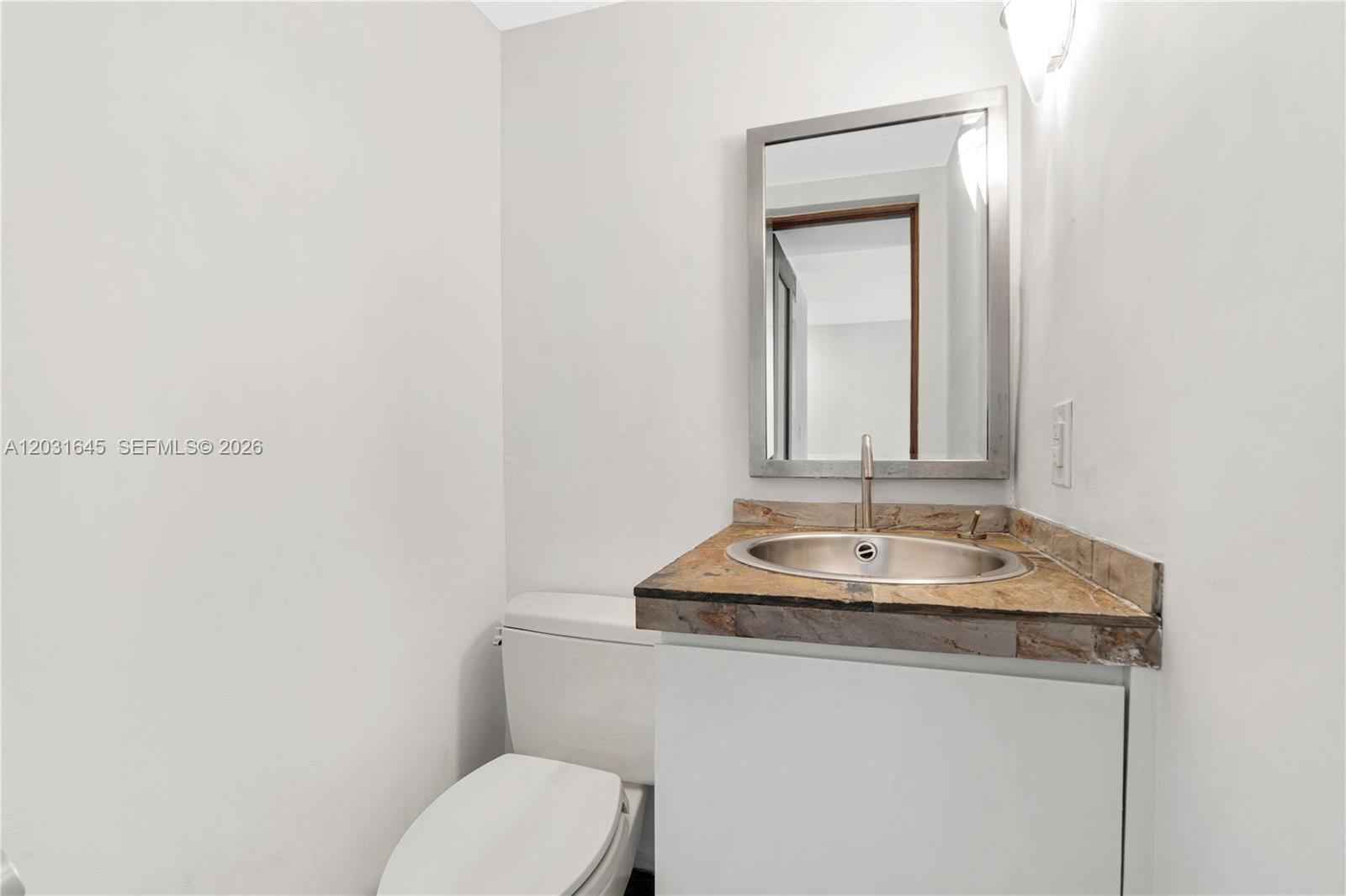 ARCADIA CONDO - Residential Lease