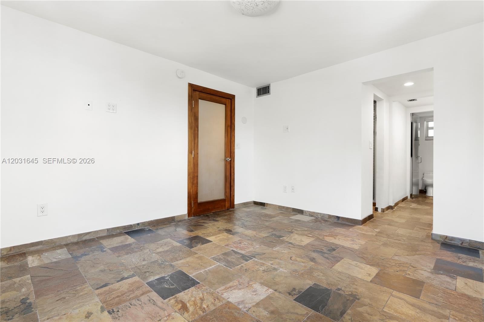 ARCADIA CONDO - Residential Lease
