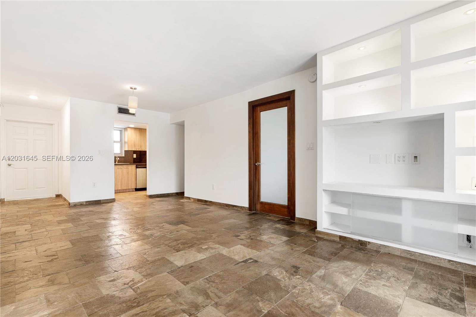 ARCADIA CONDO - Residential Lease