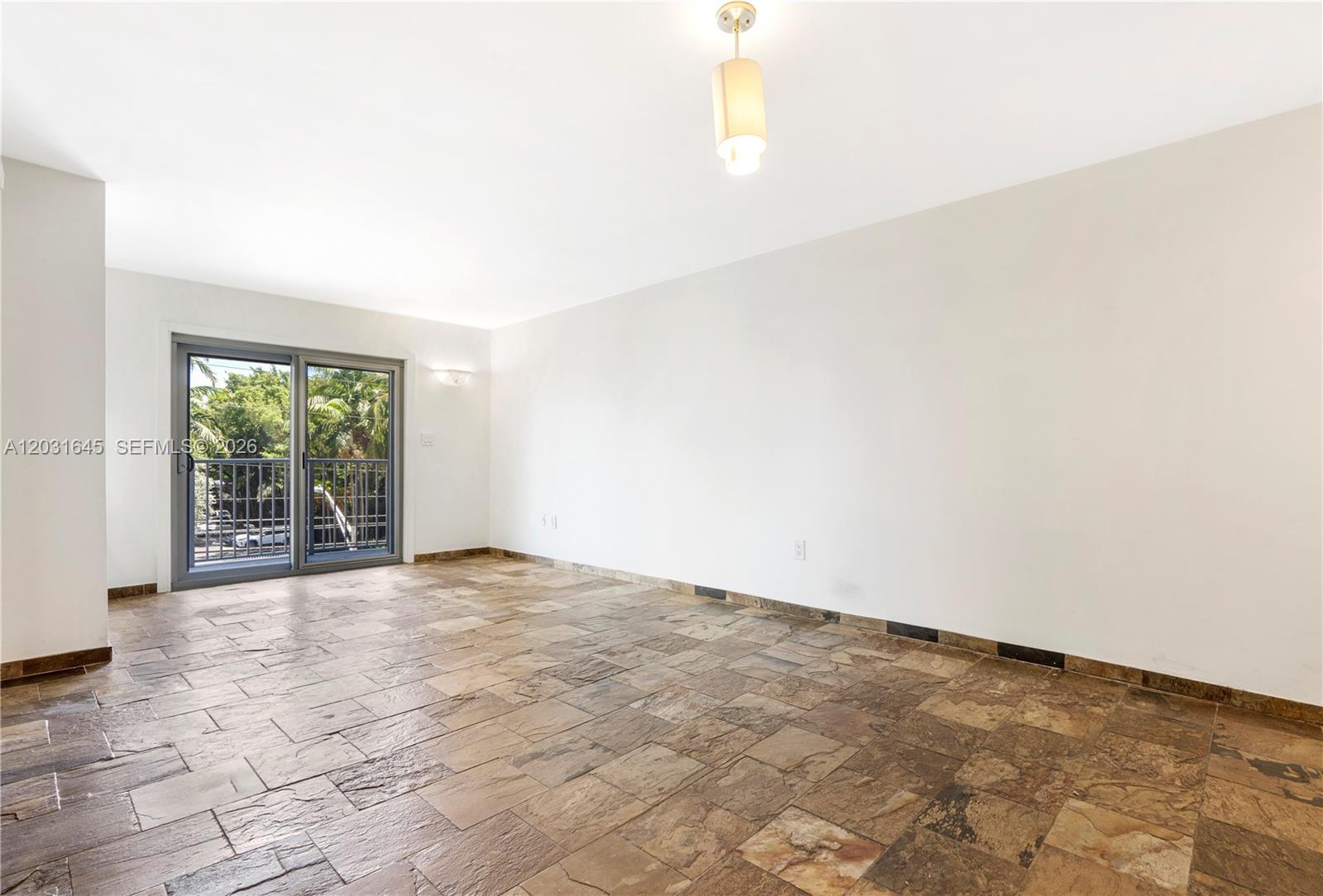 ARCADIA CONDO - Residential Lease