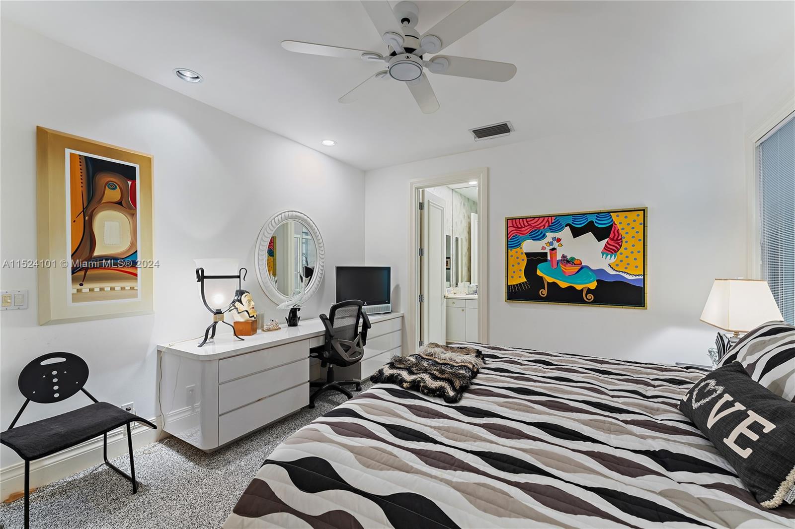 ADMIRALS COVE PAR C - Residential