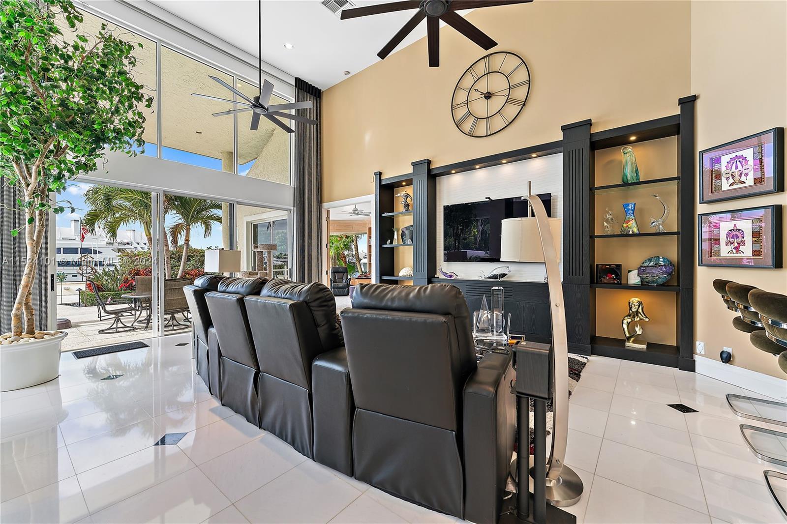 ADMIRALS COVE PAR C - Residential