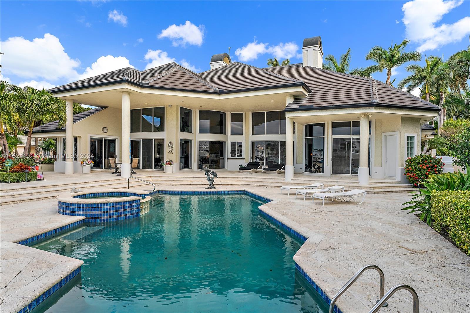 ADMIRALS COVE PAR C - Residential