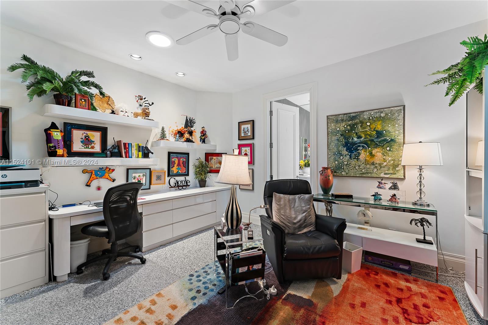 ADMIRALS COVE PAR C - Residential