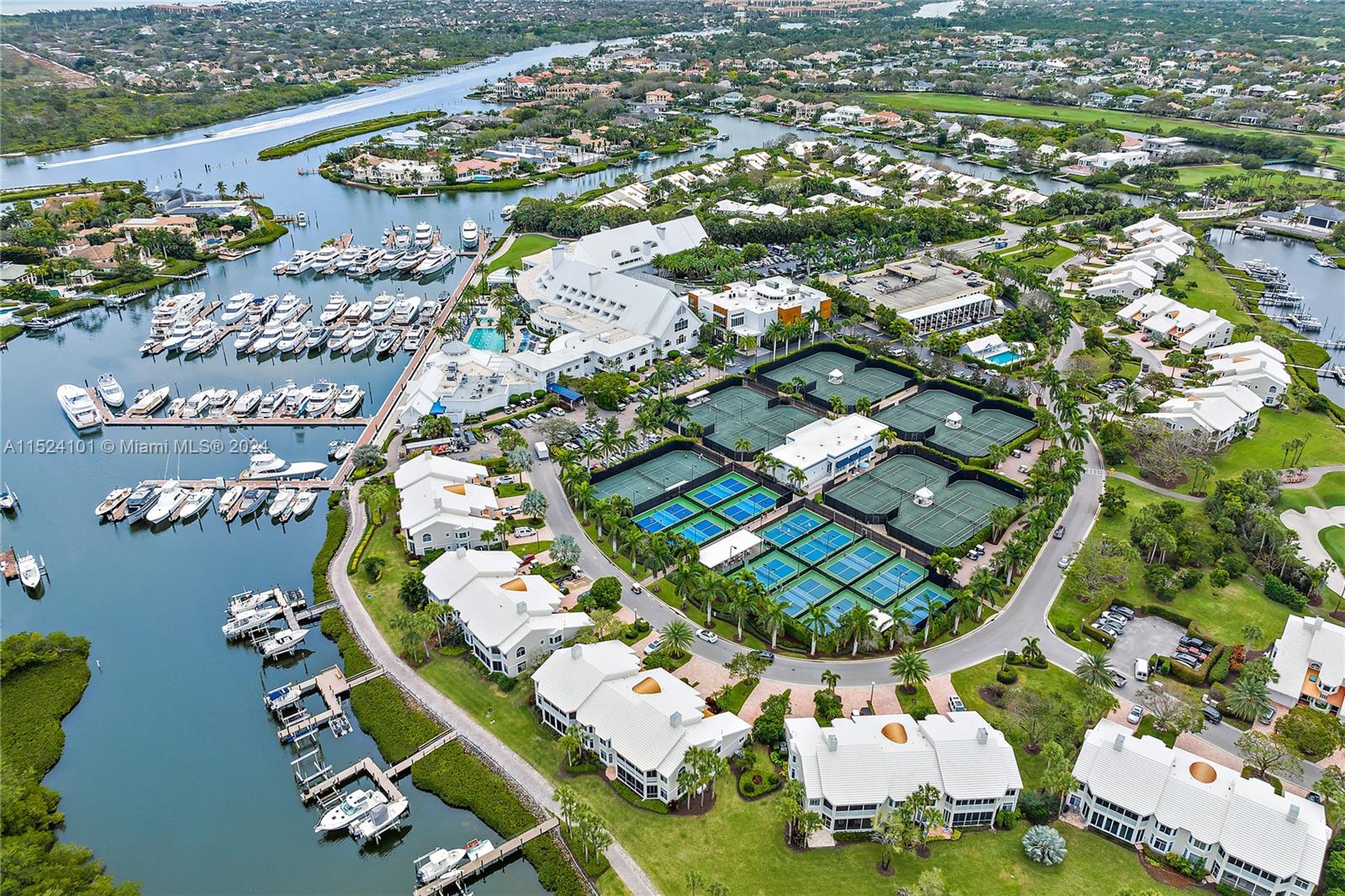 ADMIRALS COVE PAR C - Residential