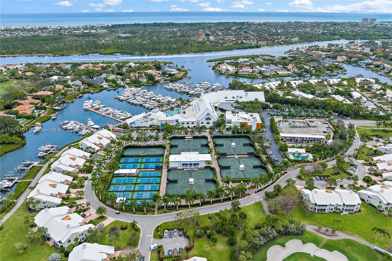 ADMIRALS COVE PAR C - Residential