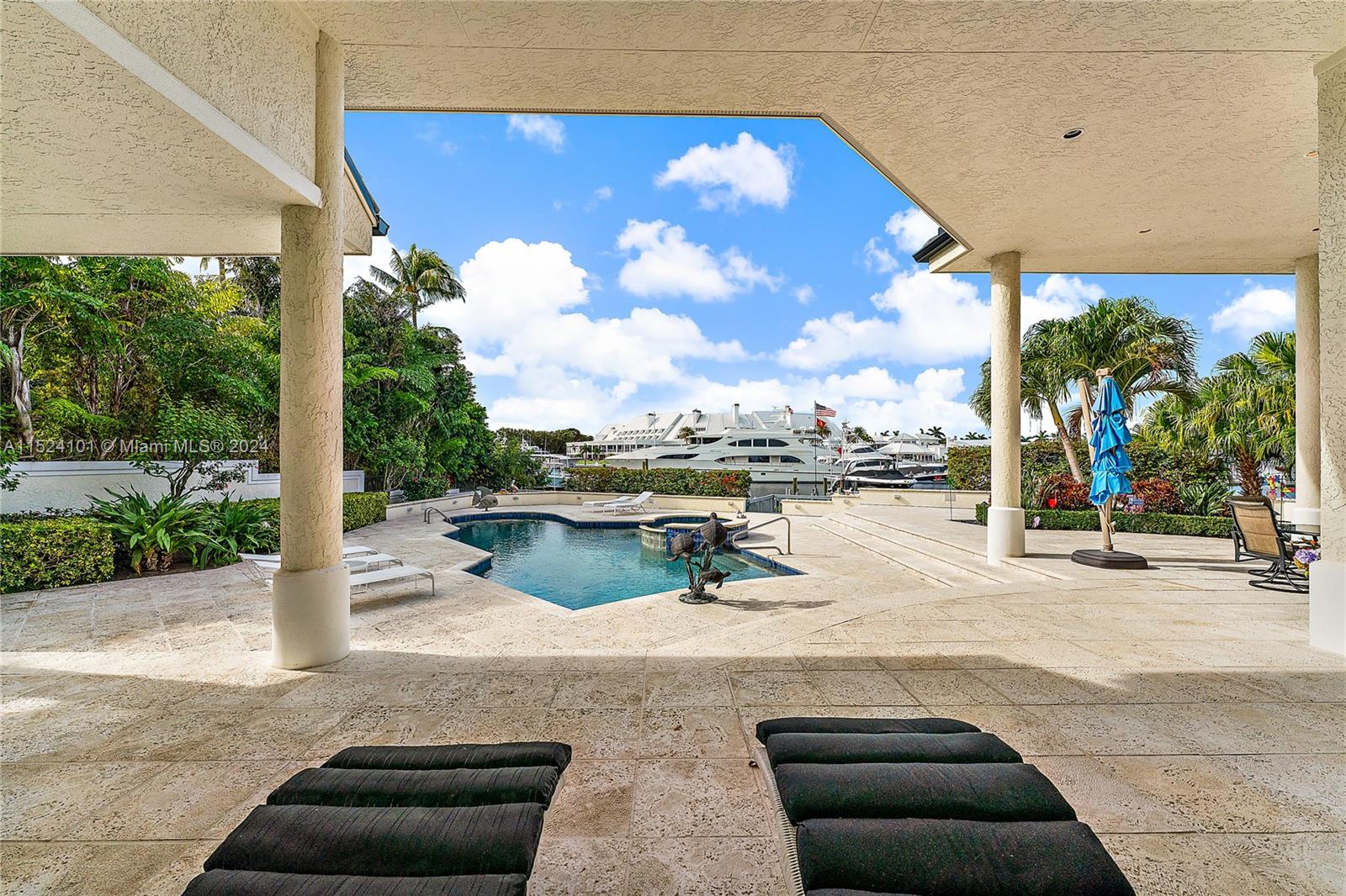 ADMIRALS COVE PAR C - Residential
