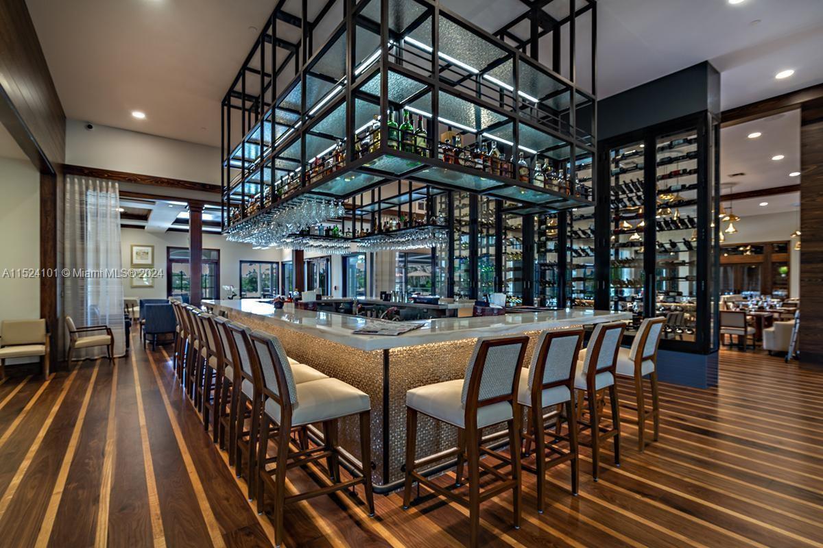 ADMIRALS COVE PAR C - Residential