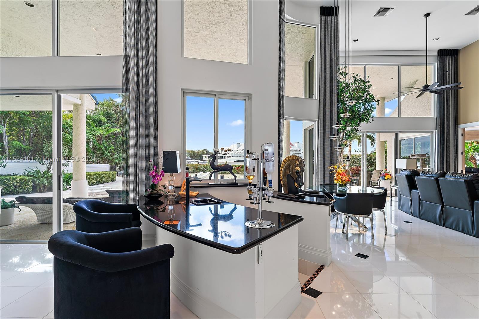 ADMIRALS COVE PAR C - Residential
