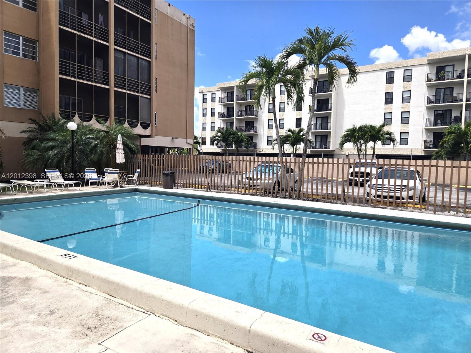 WESTLAND SOUTH CONDO - Residential