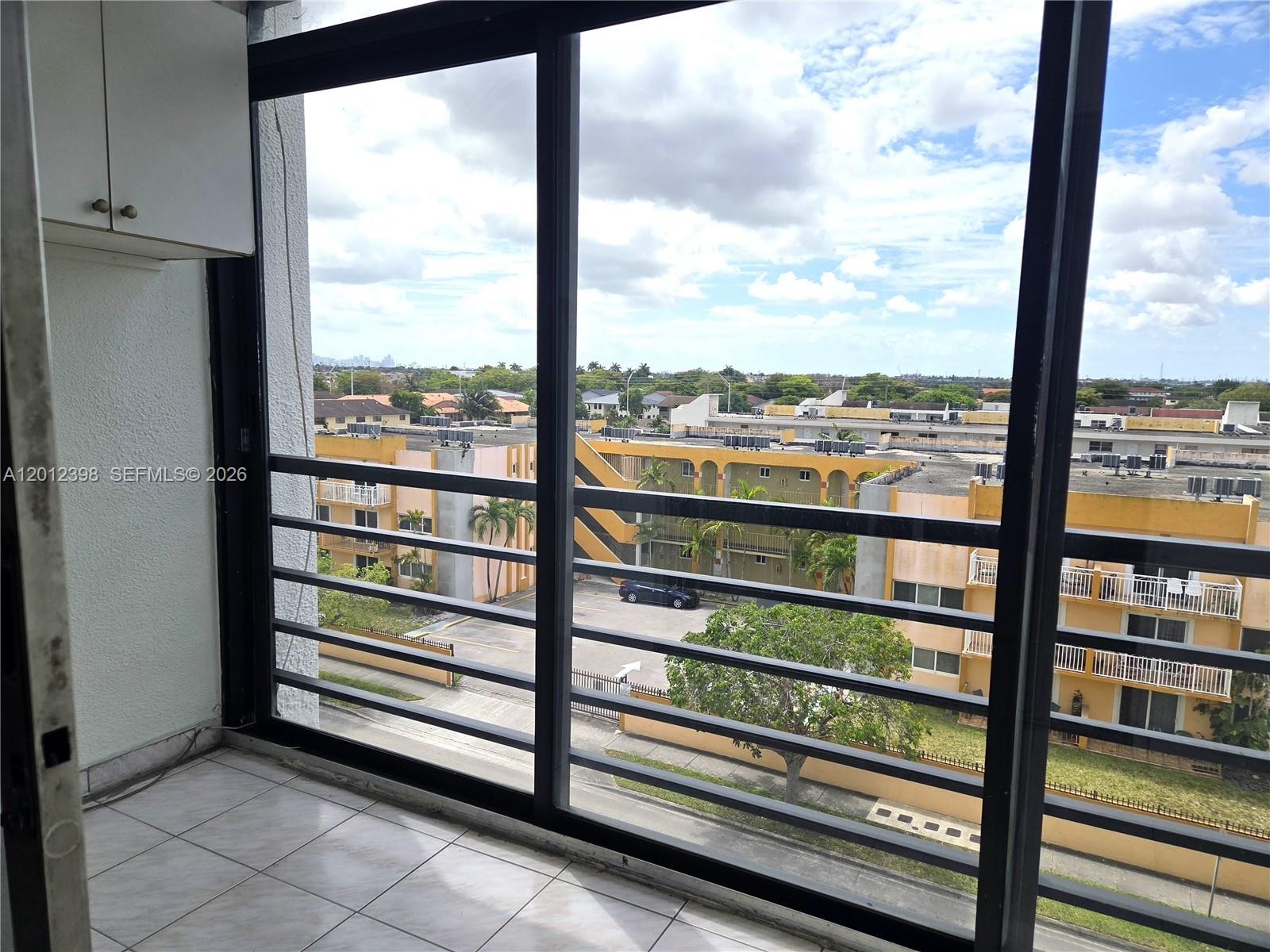 WESTLAND SOUTH CONDO - Residential