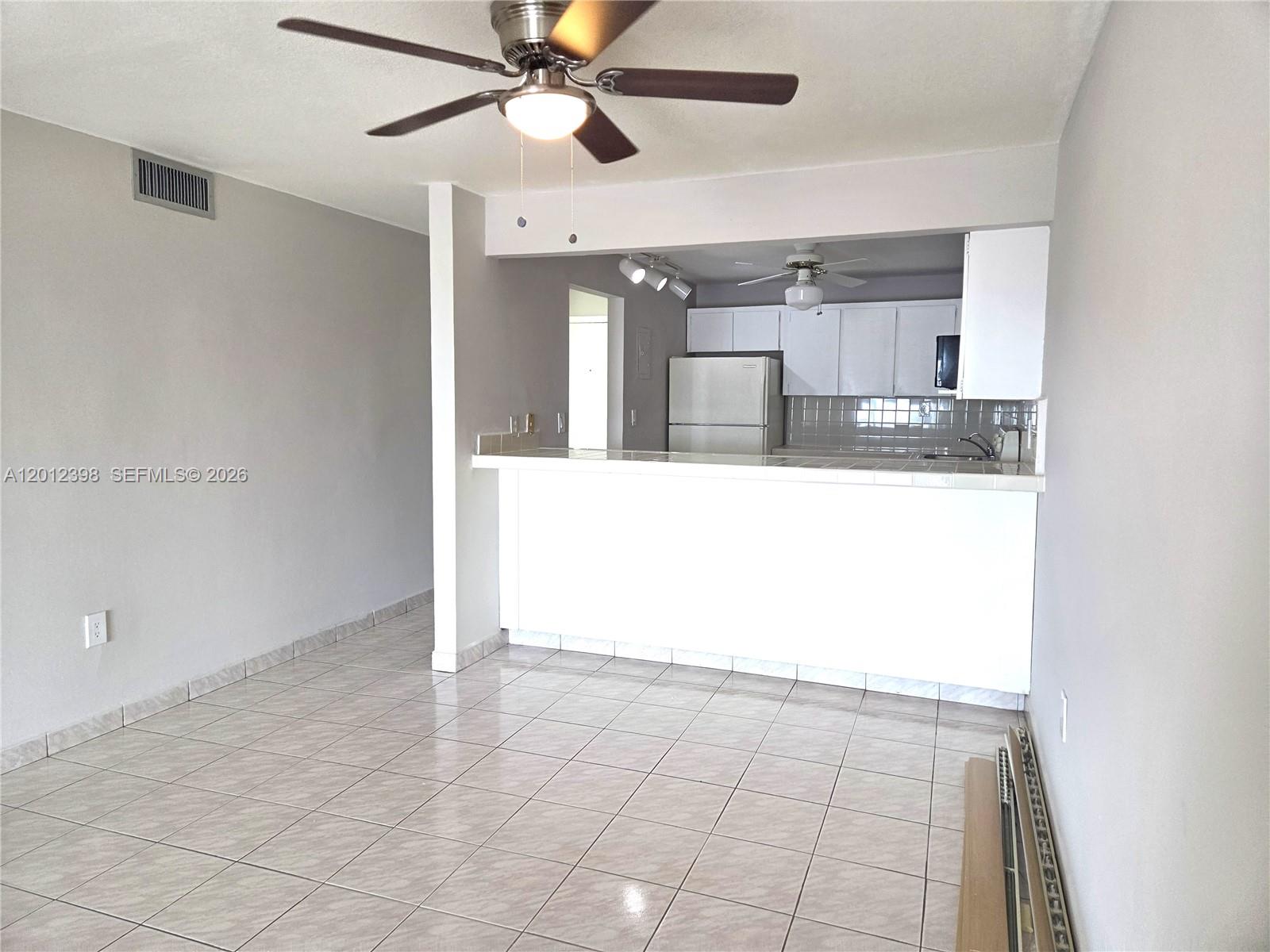 WESTLAND SOUTH CONDO - Residential
