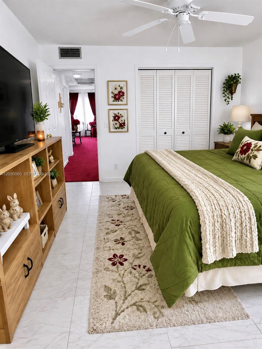 NEW HAMPTON AT CENTURY VI - Residential