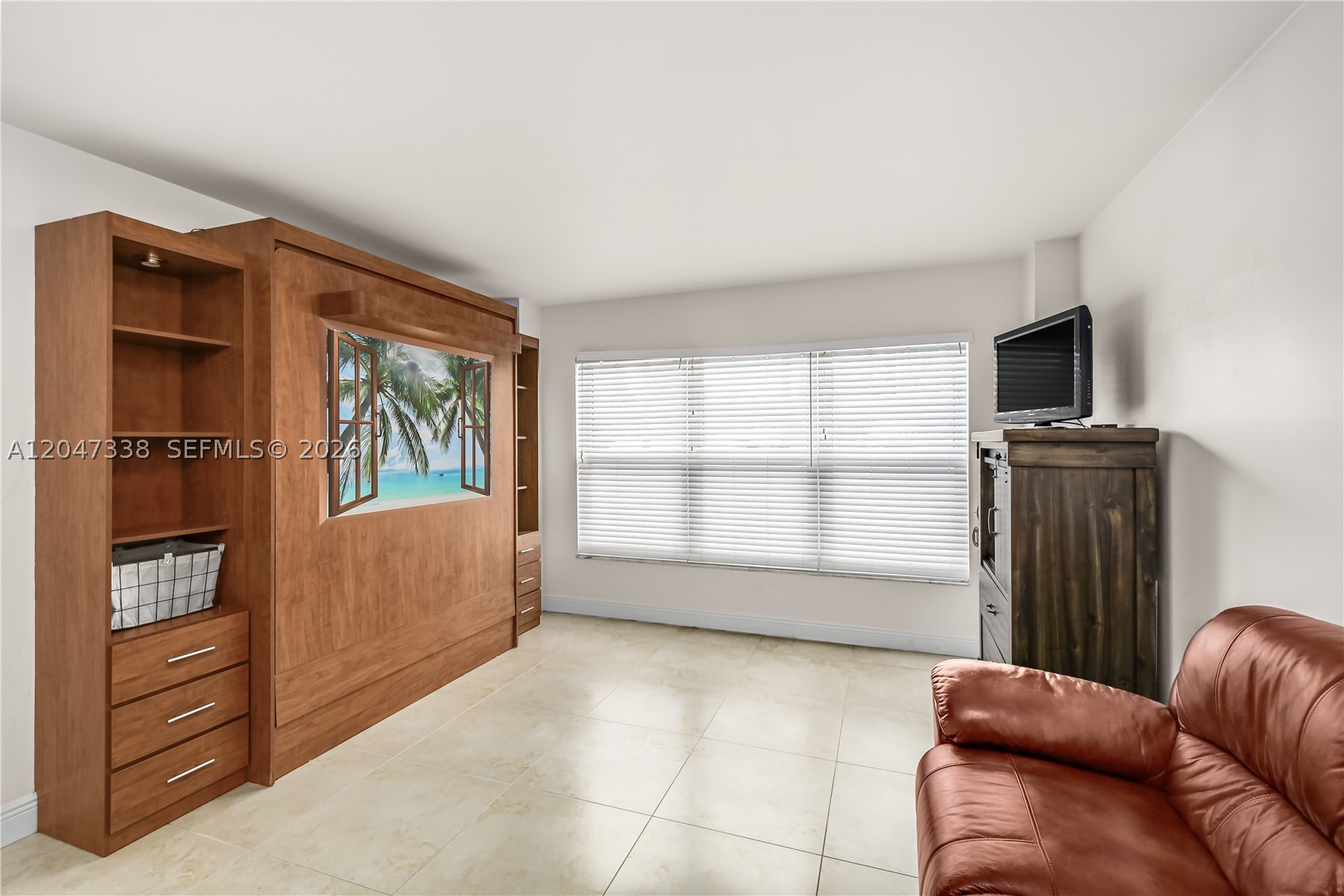 PARLIAMENT HOUSE CONDO - Residential