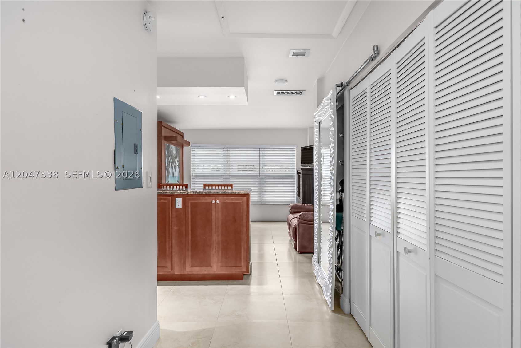 PARLIAMENT HOUSE CONDO - Residential