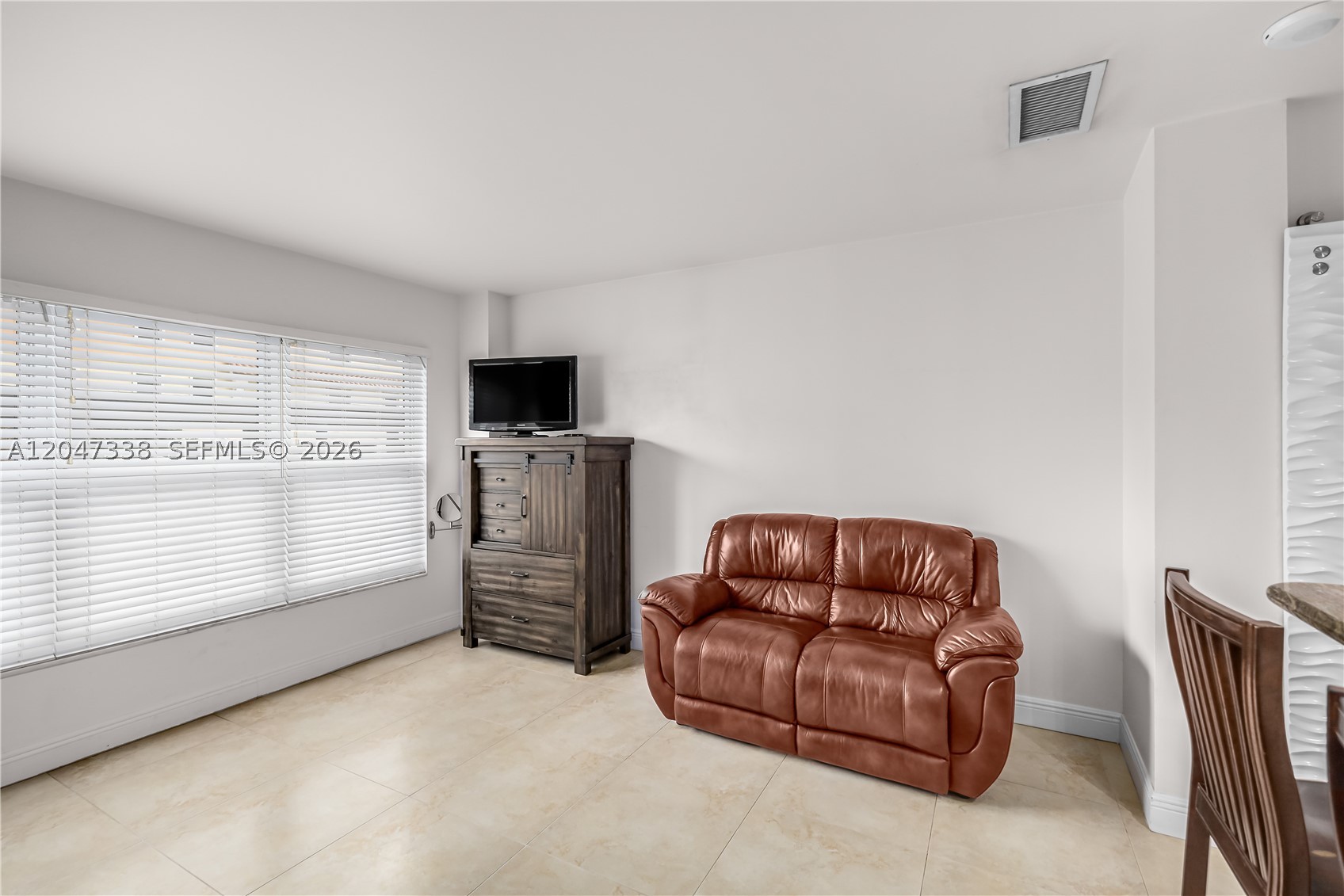 PARLIAMENT HOUSE CONDO - Residential