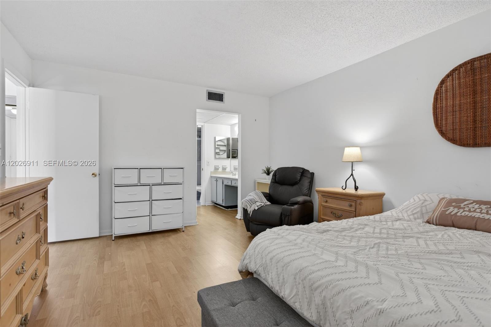 Oriole Golf & Tennis Club - Residential Lease