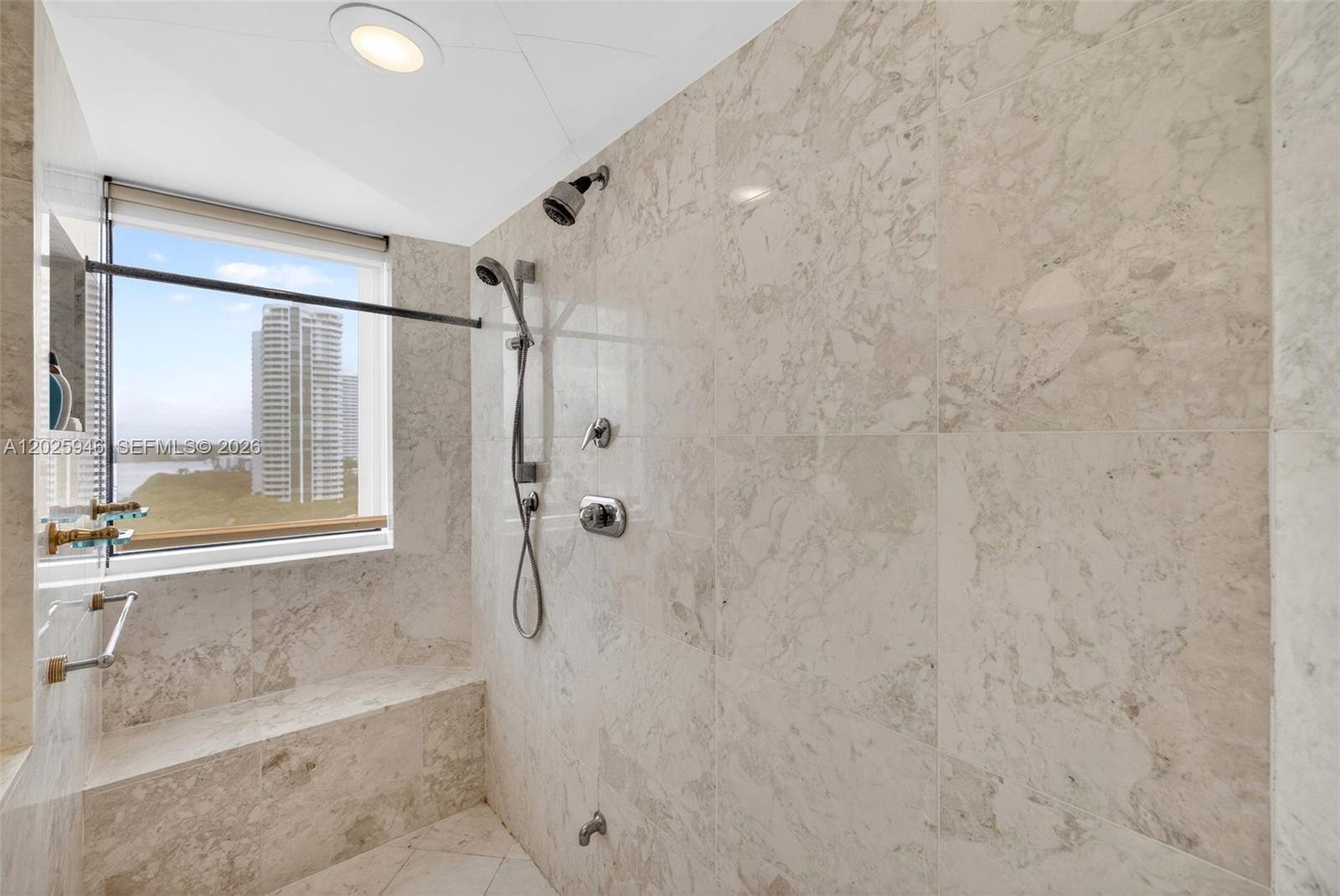 2600 ISL BLVD WILLIAMS IS - Residential