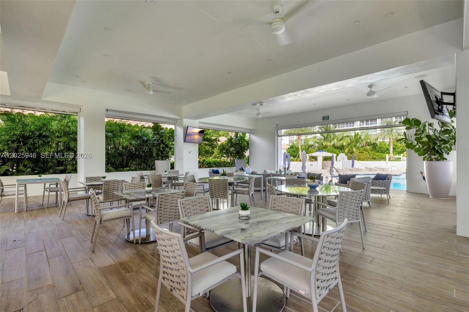 2600 ISL BLVD WILLIAMS IS - Residential