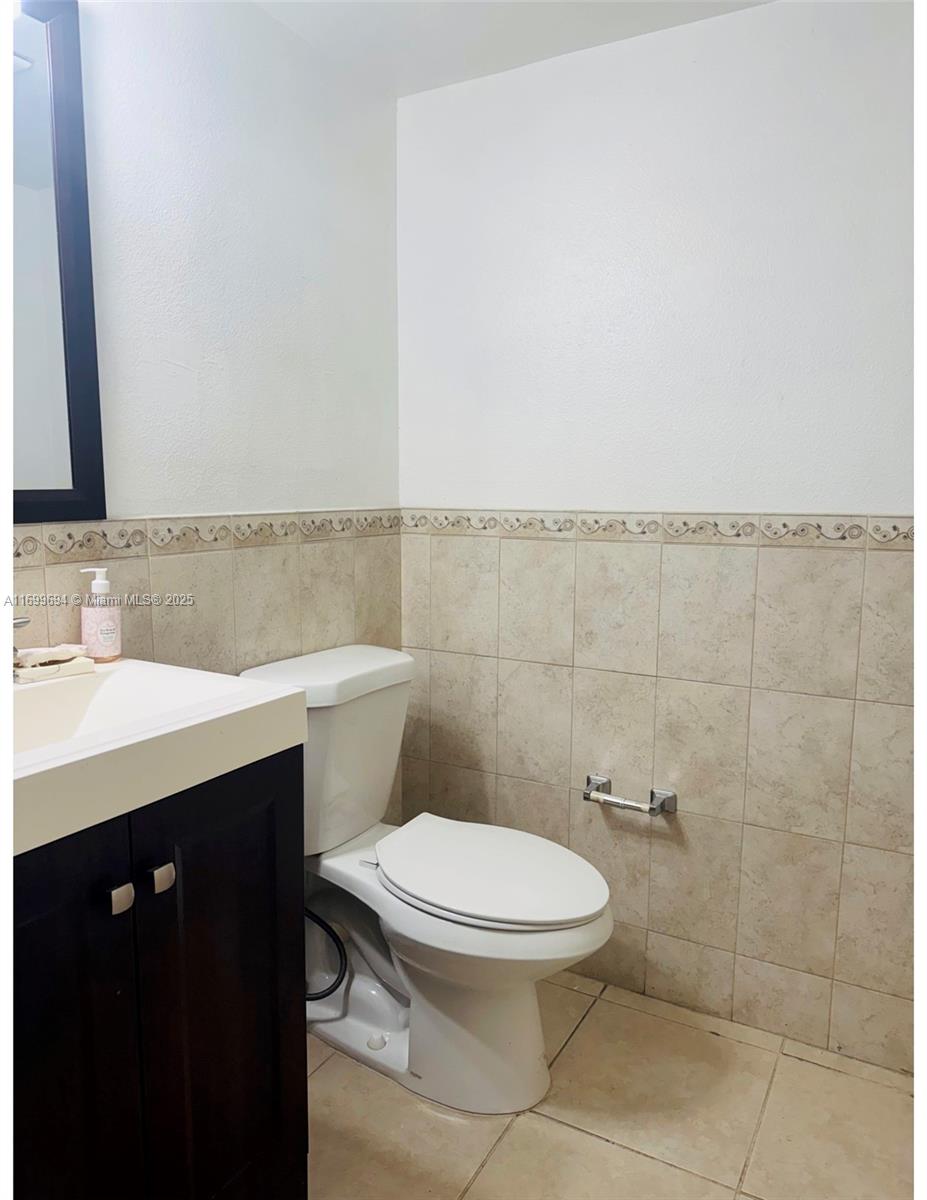 LEE PARK CONDO - Residential Lease