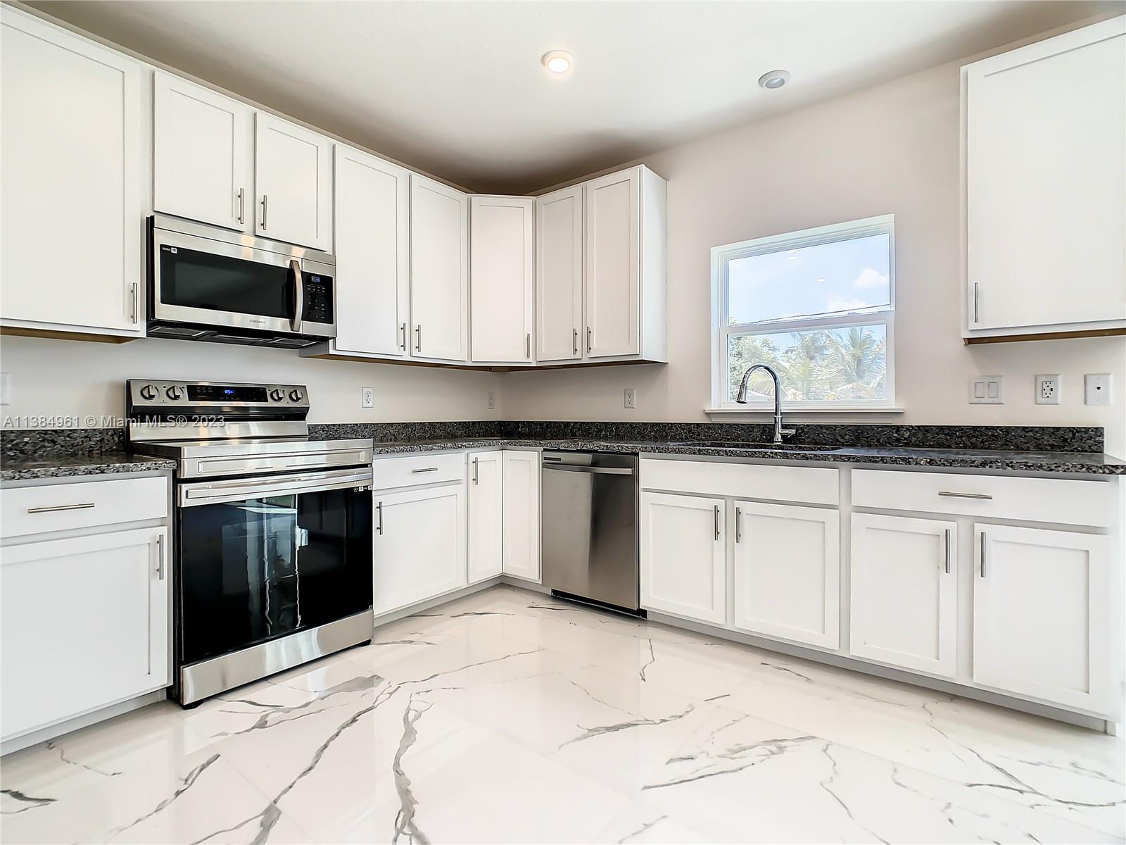 PORT ST LUCIE SECTION 30 - Residential