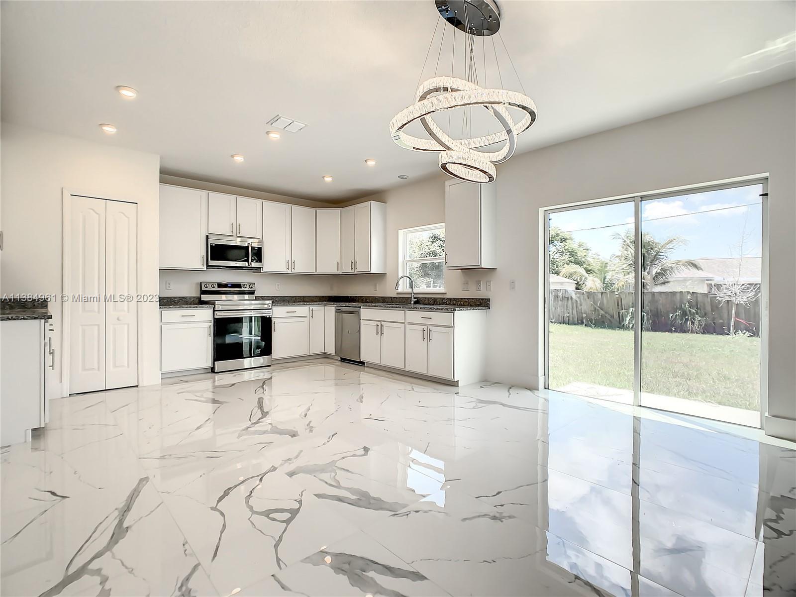 PORT ST LUCIE SECTION 30 - Residential