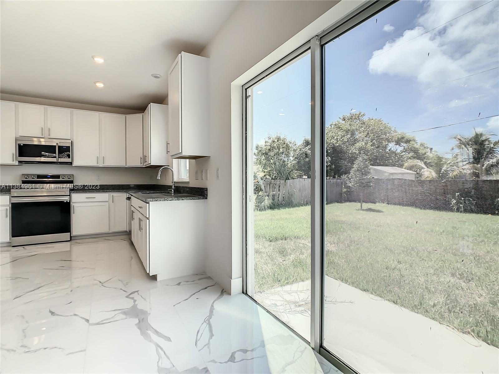PORT ST LUCIE SECTION 30 - Residential