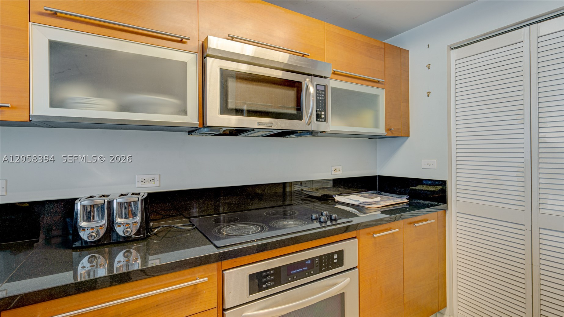 VIZCAYNE NORTH CONDO - Residential