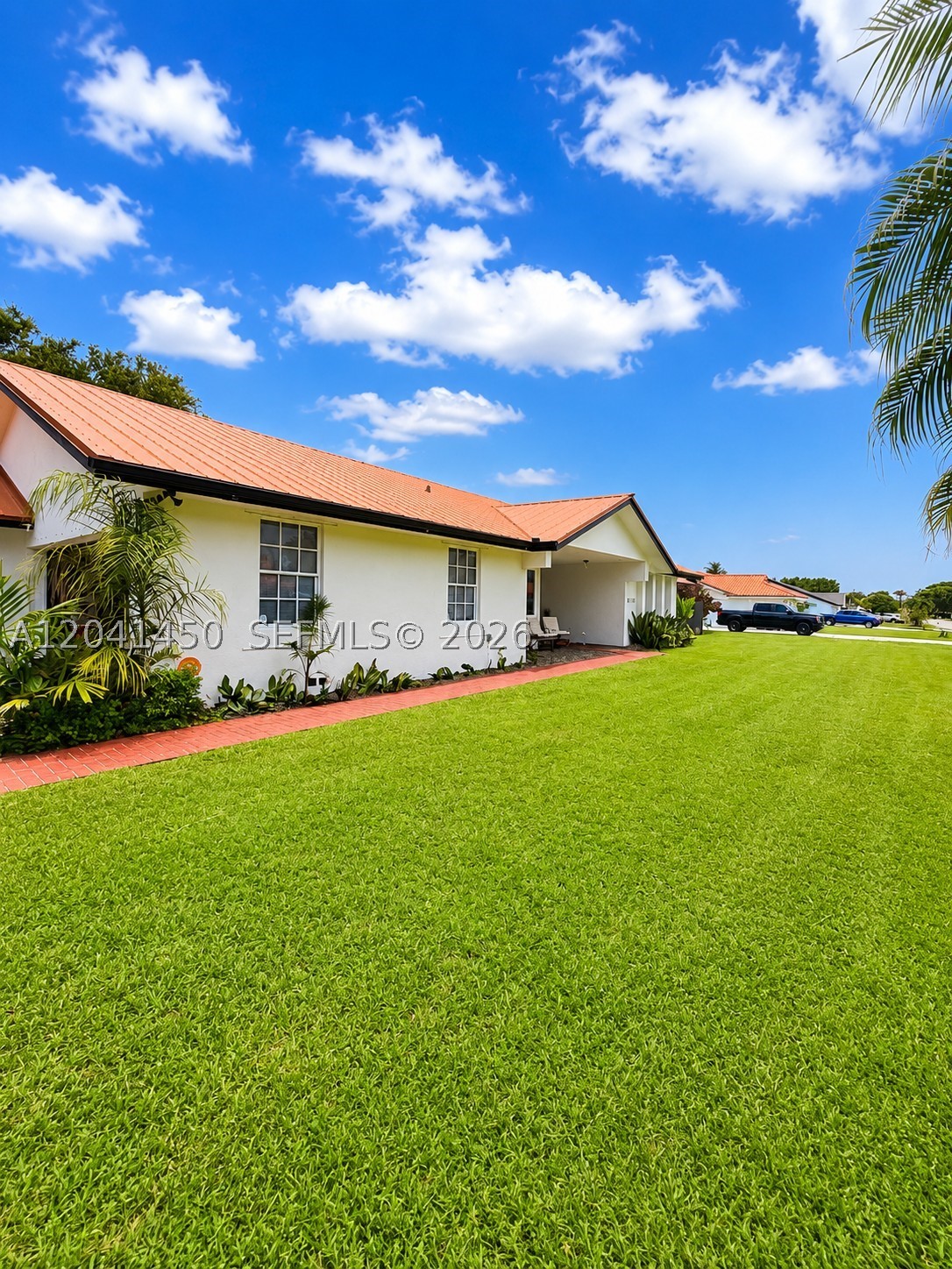 REDAVO ESTATES - Residential