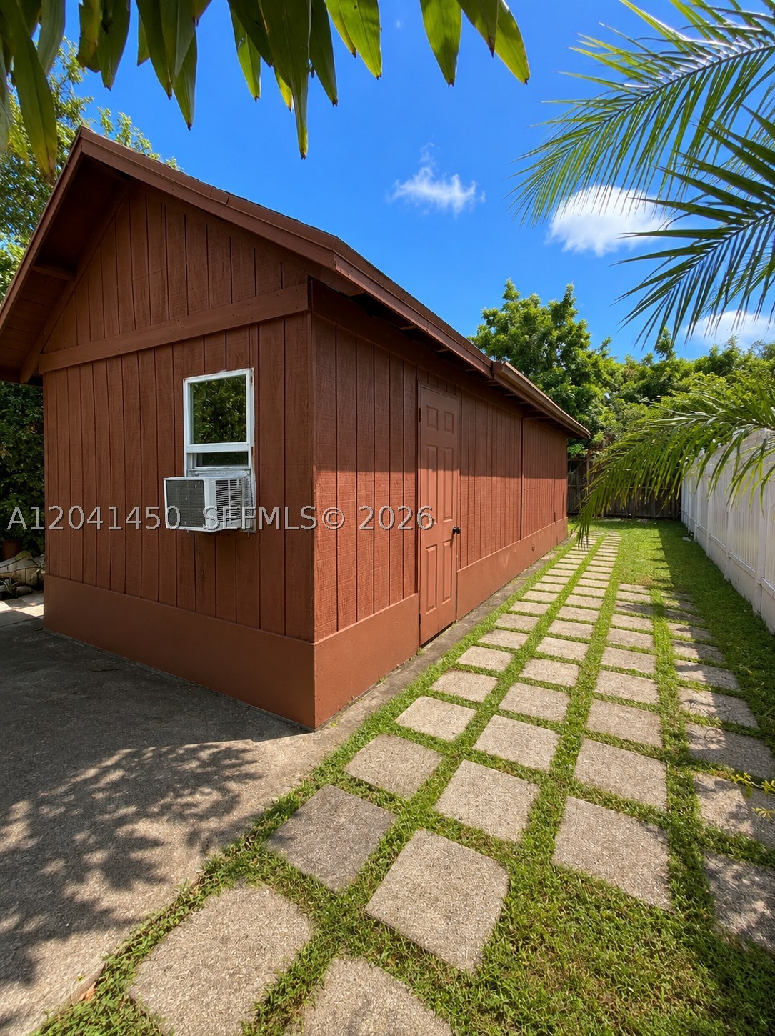 REDAVO ESTATES - Residential
