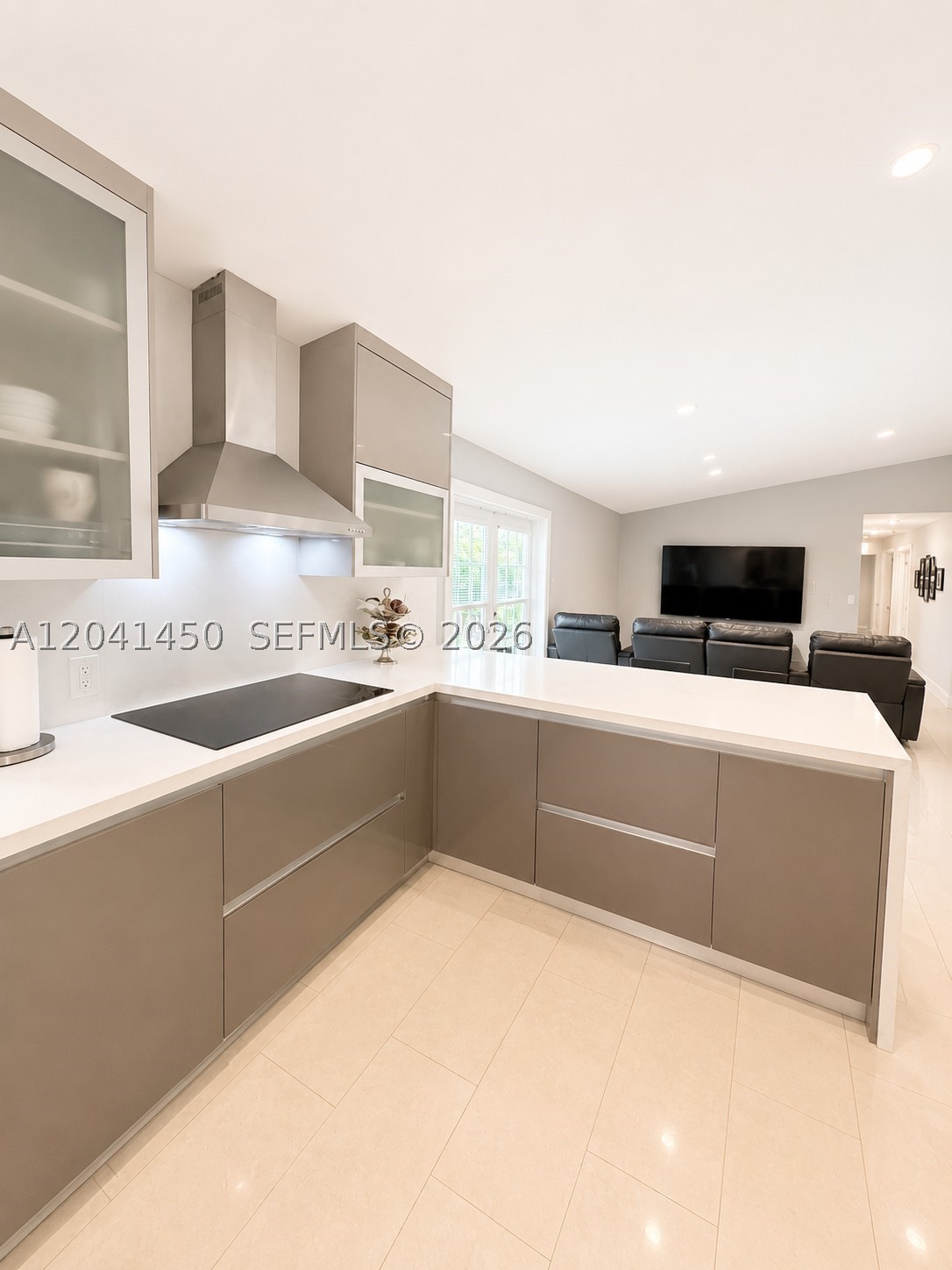 REDAVO ESTATES - Residential
