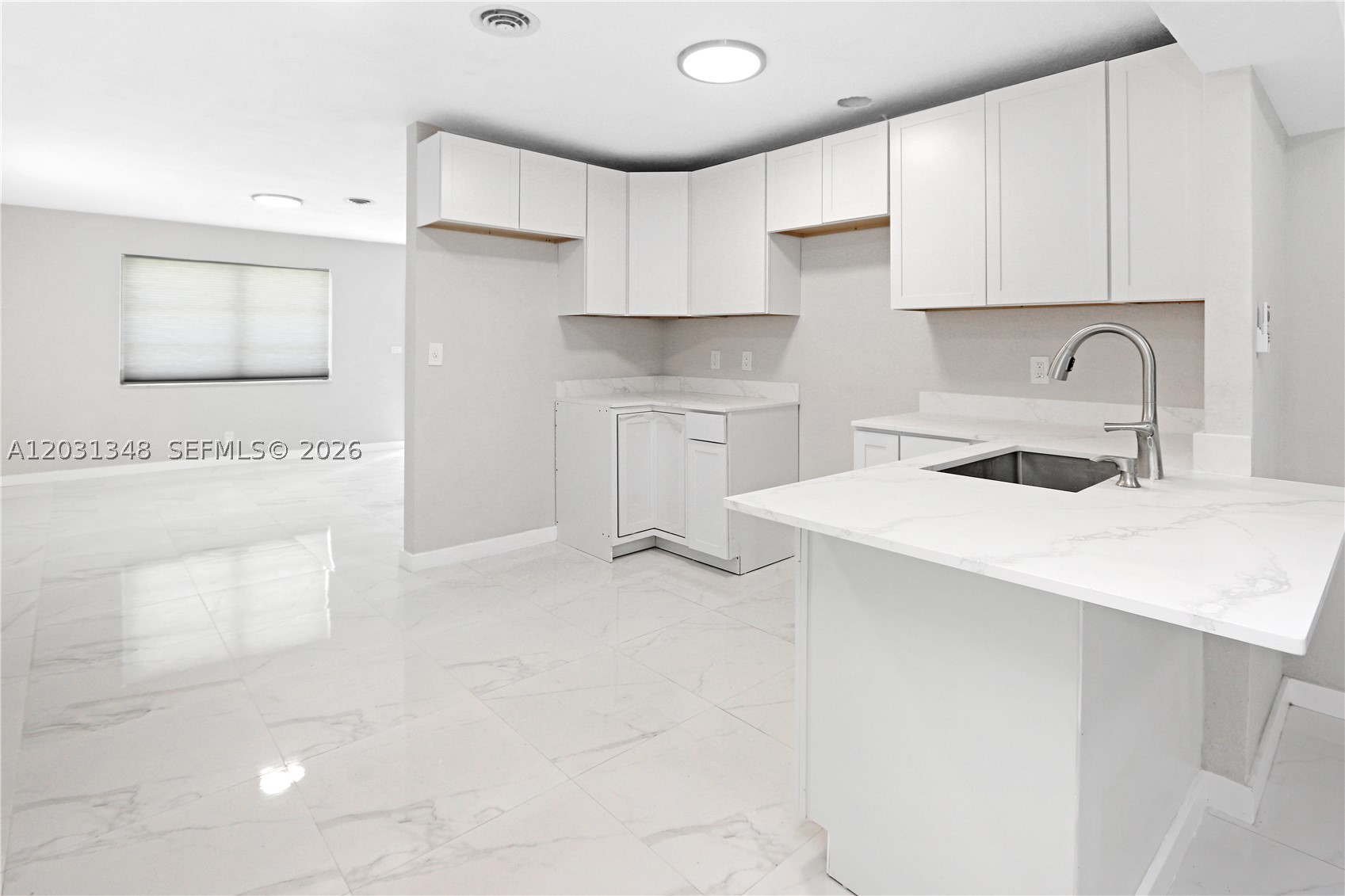 TAMARAC LAKES NORTH - Residential
