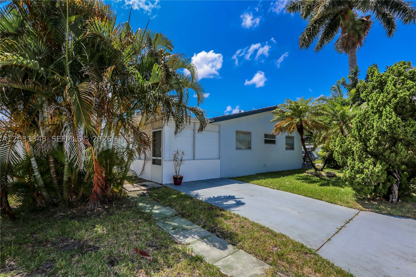 TAMARAC LAKES NORTH - Residential