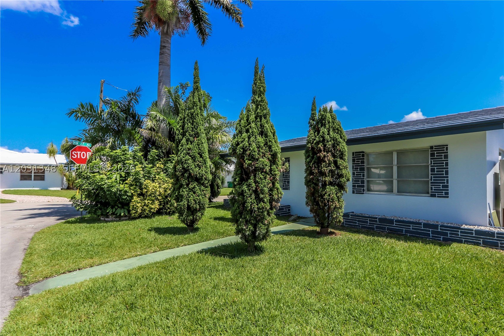 TAMARAC LAKES NORTH - Residential