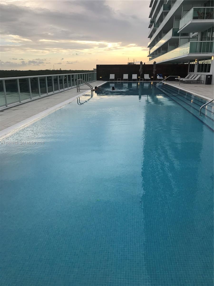 400 SUNNY ISLES CONDO WES - Residential
