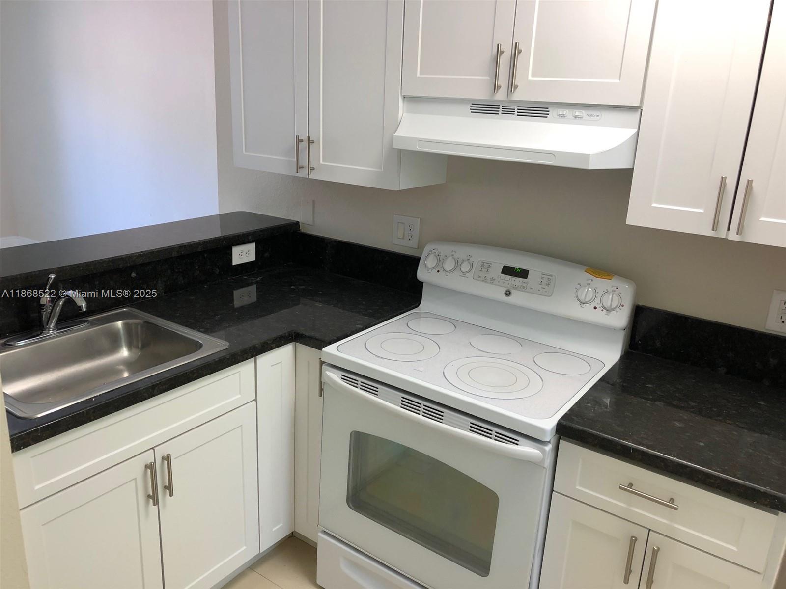 HENDERSON PARK CONDO - Residential Lease